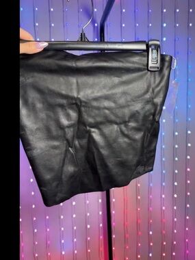 Skims leather tube top small